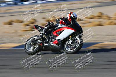 media/Jan-08-2022-SoCal Trackdays (Sat) [[1ec2777125]]/Turn 11 (215pm)/